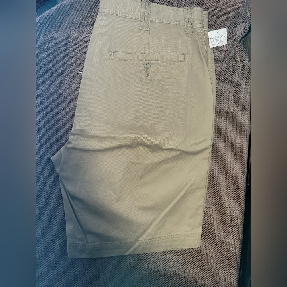 Men's Shorts Tan Chinos Classic Cotton-Blend  Flat Front With Pockets